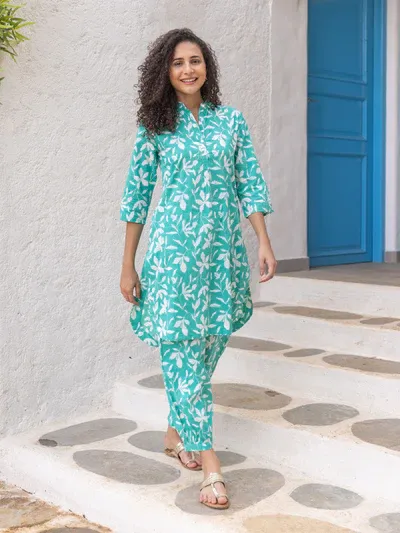 Turquoise Leaf Print Cotton Kurta Set – Breezy Comfort & Effortless Style