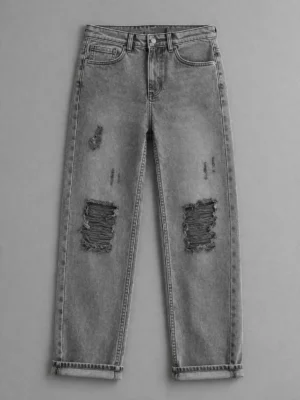 Men’s Distressed Denim Jeans – Slim Fit Ripped Casual Wear